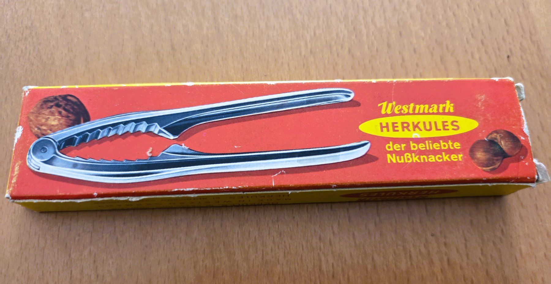 Küchengeräte: NUSSKNACKER - VINTAGE – Neu (gemäss Beschreibung) aus Brüttisellen von Nighttrain