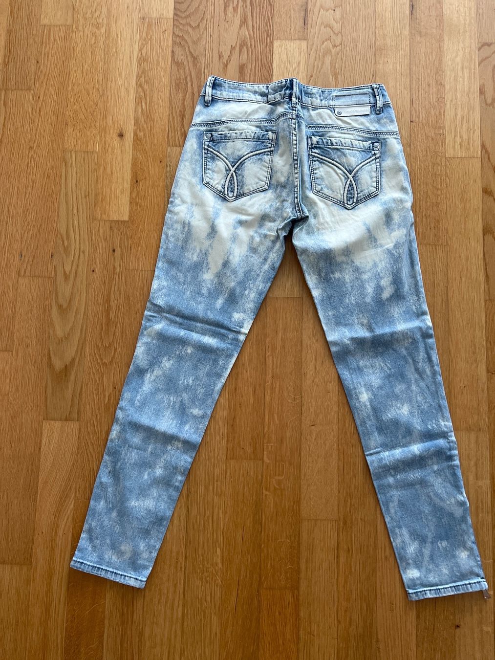 Calvin Klein Jeans: Calvin Klein Jeans Damen Gr.26 – Nuovo (secondo la descrizione) da Bettlach venduto da Tradenet100 1