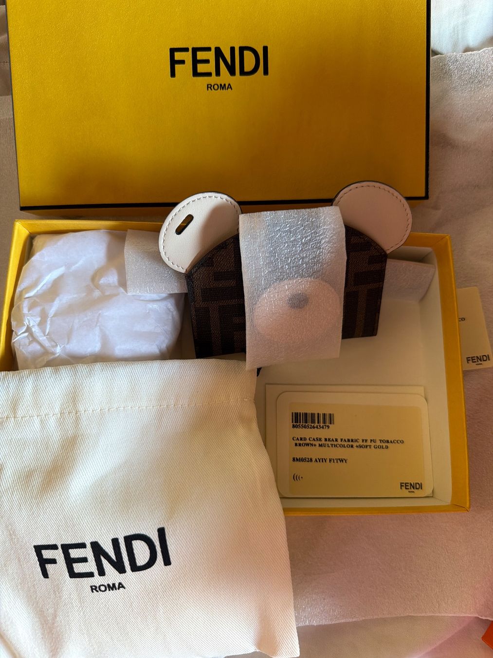 Fendi Portamonete: Fendi Best Friends Forever Card Case – Nuovo e nell'imballaggio originale da Mollis venduto da ChriMiJoRe