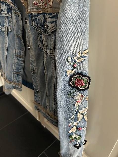 Desigual Giacche: Desigual Jeansjacke Grösse 36 – Nuovo (secondo la descrizione) da Marbach SG venduto da Sonni81 2