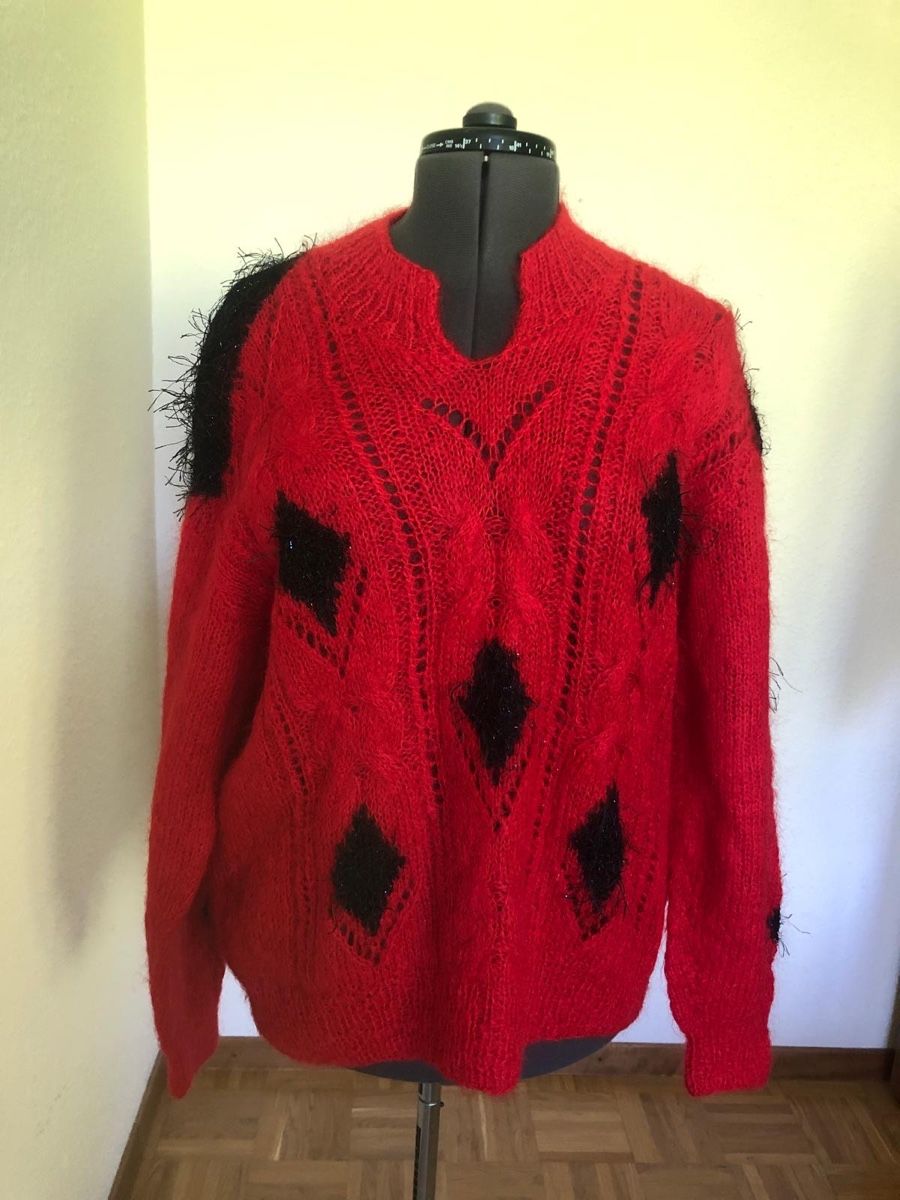 Maglioni & Felpe: Red and Black Diamond Pattern Sweater, Size Medium – Nuovo (secondo la descrizione) da Versoix venduto da pen_6hgs
