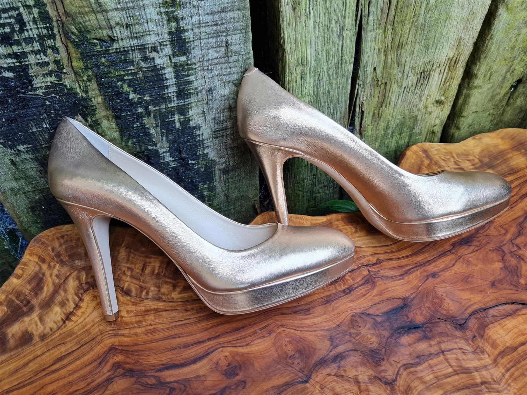 Navyboot Scarpe da donna: NAVYBOOT Pumps Leder gr 41 Neu299.-(155 – Nuovo (secondo la descrizione) da Buttwil venduto da MaraMari