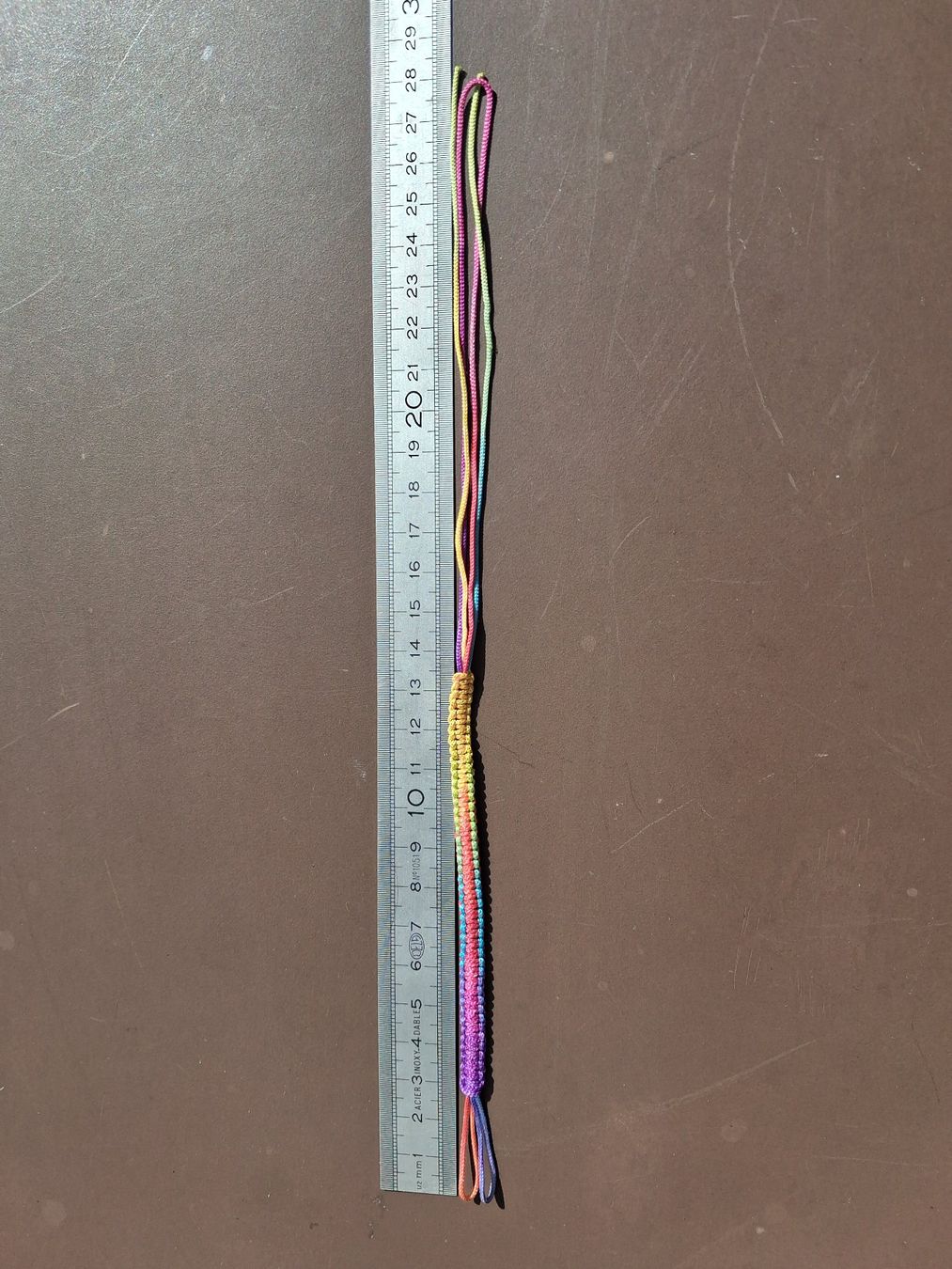 Bracciali & Braccialetti: Stoffarmband Regenbogenfarben, Neu! – Nuovo e nell'imballaggio originale da Wald ZH venduto da e8e 3