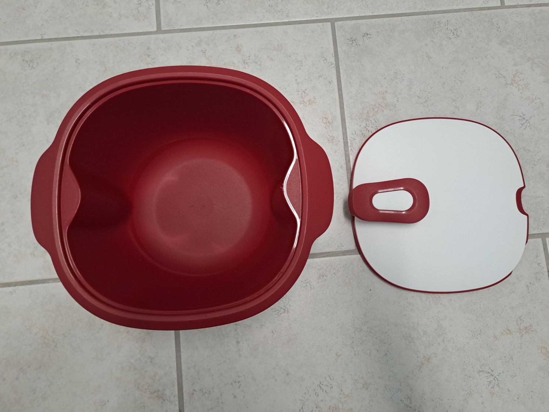 Tupperware Recipients et similaires: Grosser Warmie-Tup Tupperware – D'occasion à Wohlenschwil par lin_vx8g 1