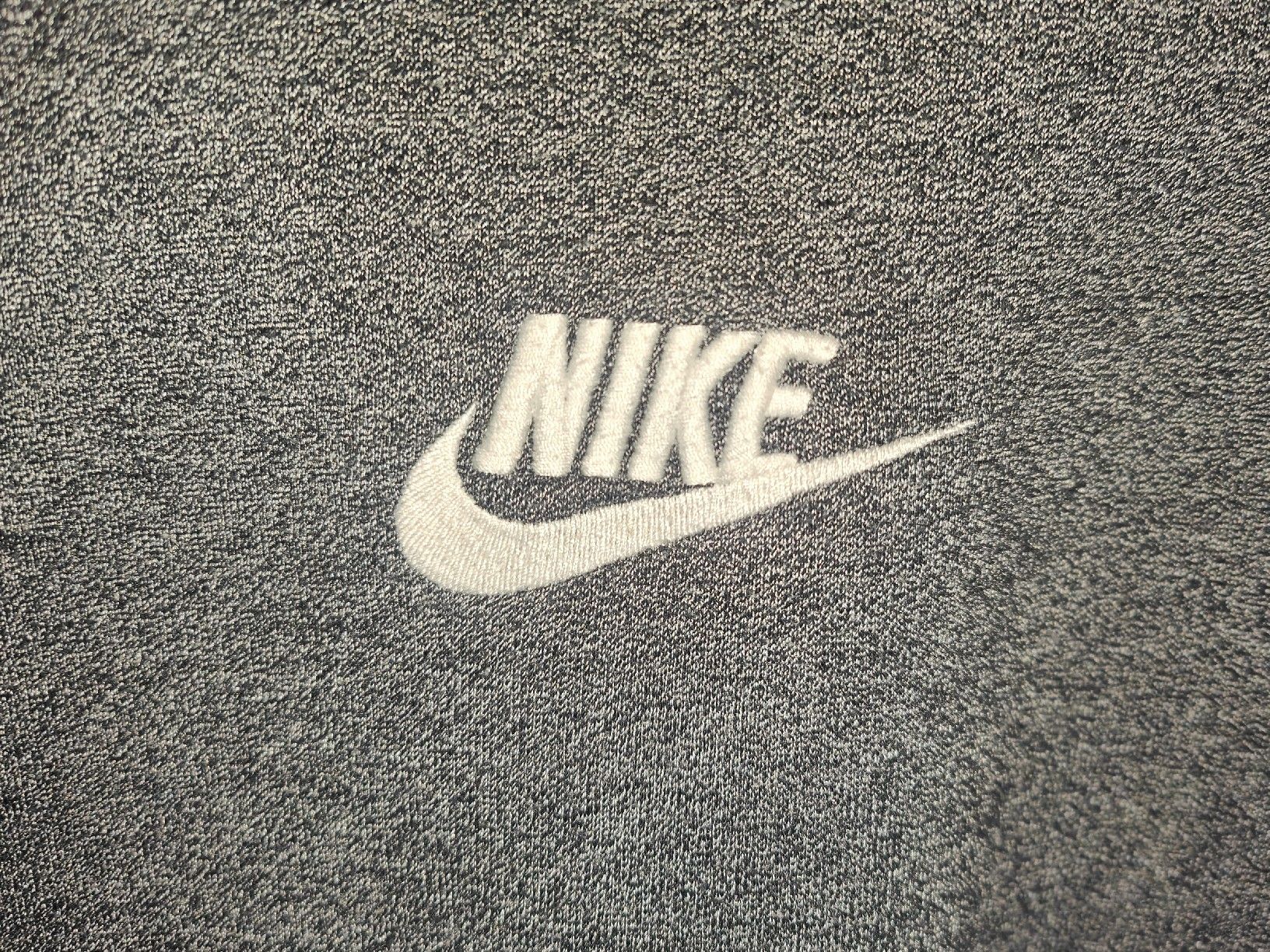 Nike Maglioni & Felpe: Nike Heritage Sweatshirt grau Grösse L – Usato da Rothrist venduto da SiddharthaMoon 3