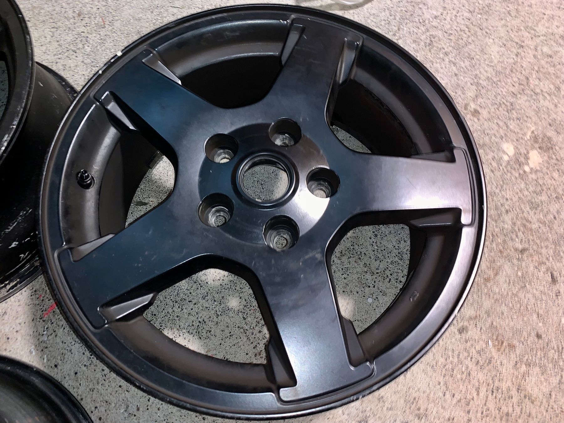 Jeep Pneus & Roues: Felgen mit 17. Radius – D'occasion à Berikon par iva_zk96 4