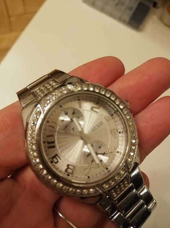 Uhren: Guess Uhr – Gebraucht aus Eggersriet von cherry.k 2