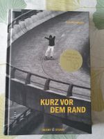 Kurz vor dem Rand Buch