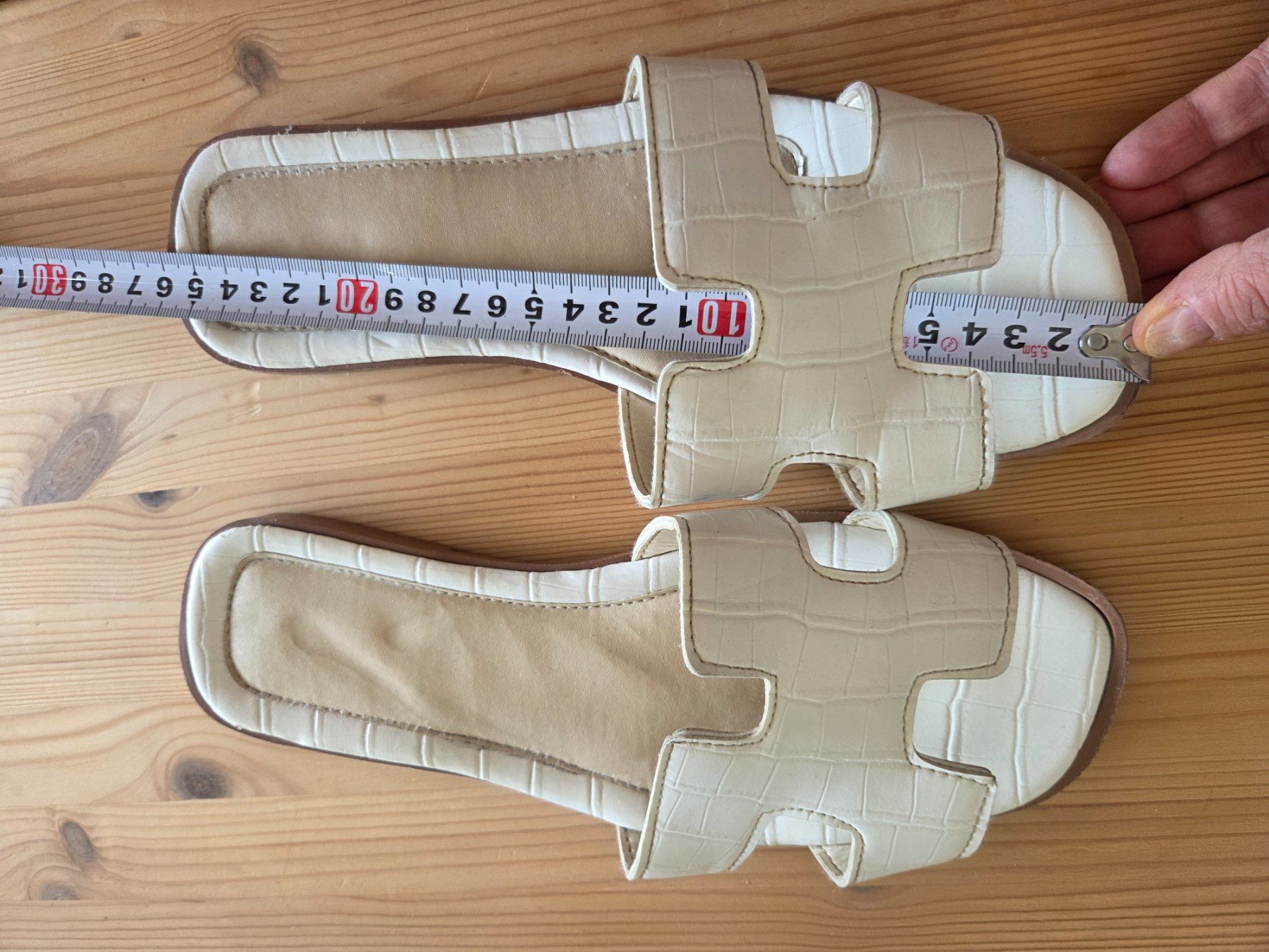 Scarpe da donna: Weisse Sandalen, Slipper, 39, breit – Usato da Liestal venduto da ITOlio 3