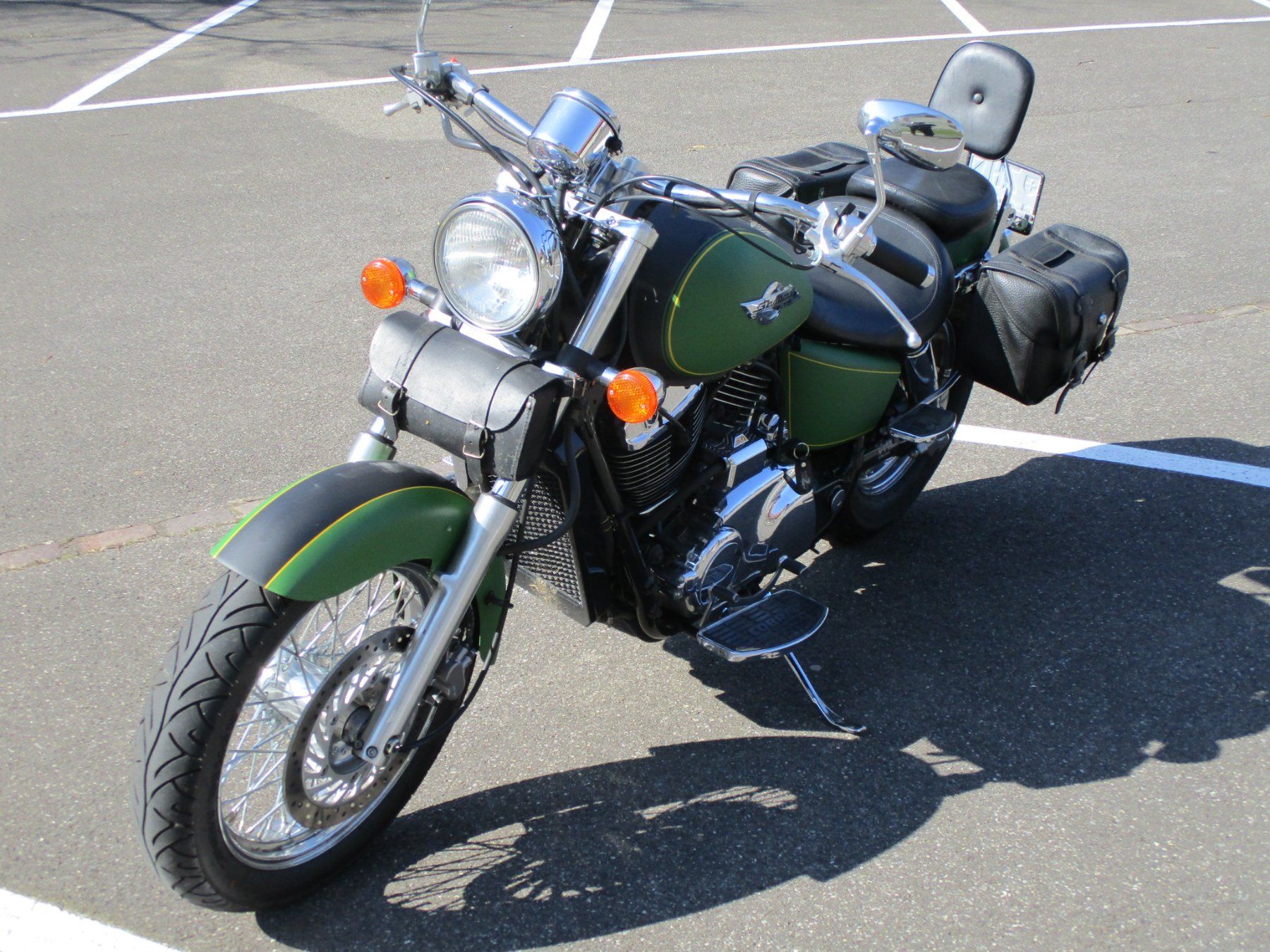 Honda Chopper: Honda Shadow VT 1100 C2 – Usato da Zürich venduto da tomarowean 2