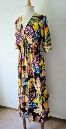 KLEID DRESS MAXIKLEID 38 M ITALY VON SOFI , BUTTERWEICH TOP