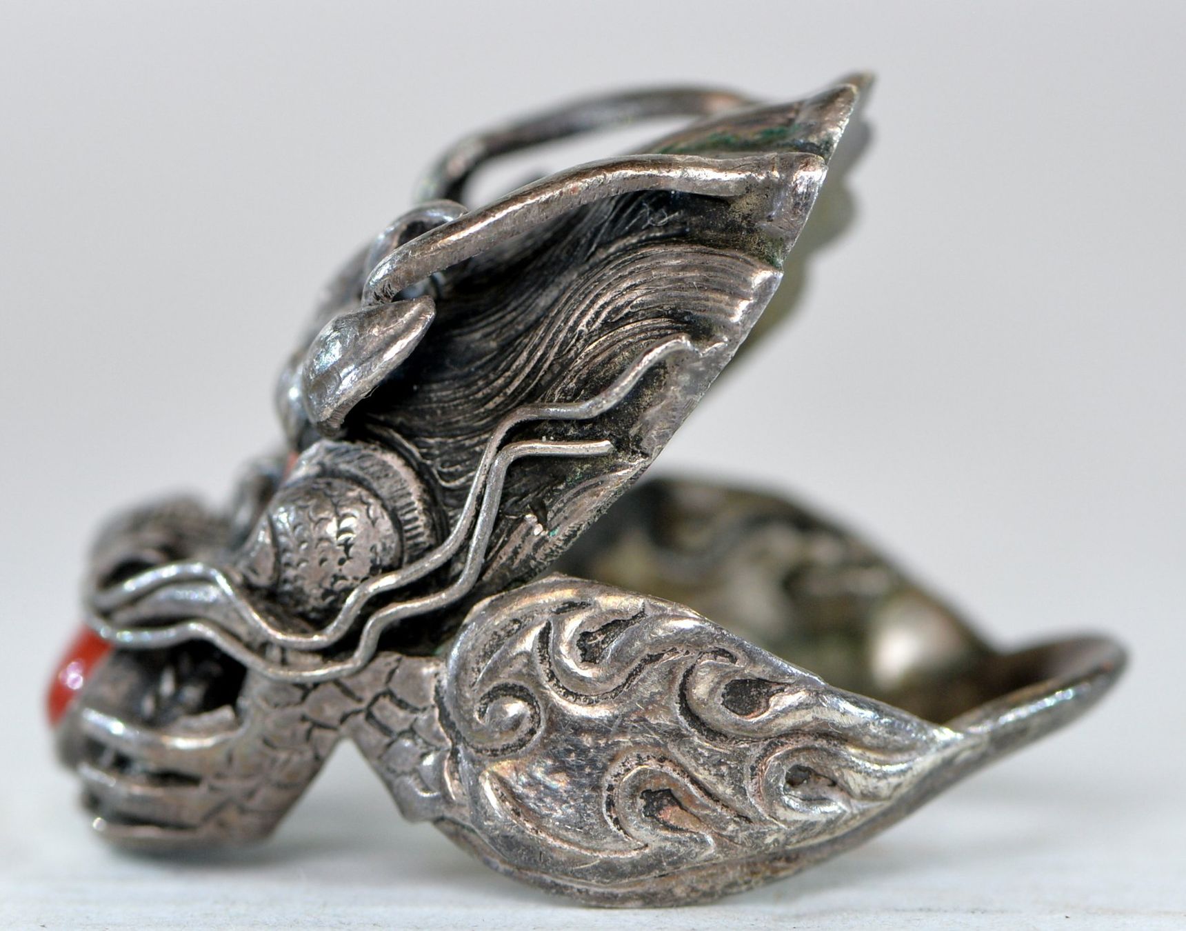 Bagues: Ancienne bague – D'occasion à Neuchâtel par Neuchatel 5