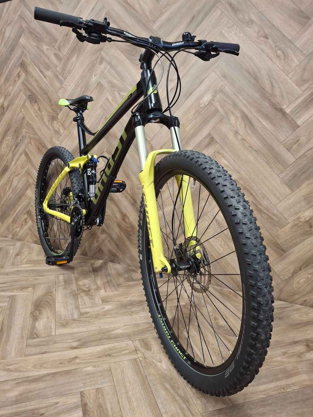 Ghost Vélos: GHOST Fully gelb – Neuf (Voir description) à Niederuzwil par Buecherwaeldli 2