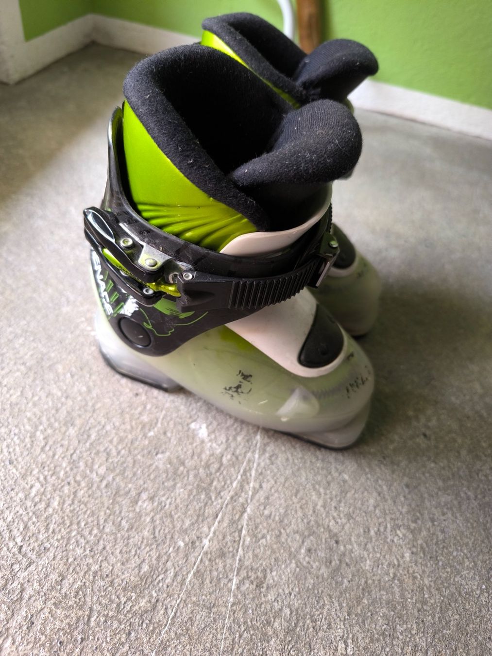 Scarpe per ragazzi: Kinderskischuhe 15.5 – Usato da Kandergrund venduto da slaesch1988 4