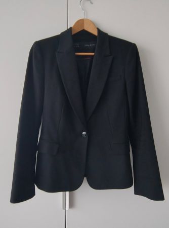 Schwarzer Blazer von Zara gr.M