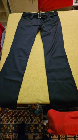 Pantaloni neri cangianti tg.38 H&M misto poliestere