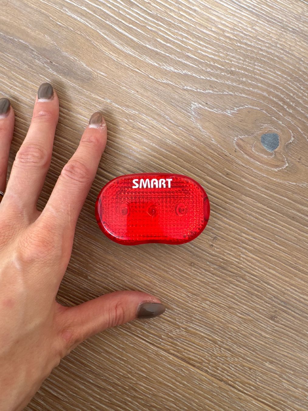 Tische: Smart bicycle rear light red acceptable condition – Gebraucht aus Farnern von allthingspreloved 1