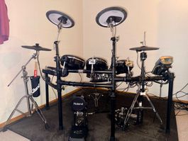 Roland TD-15KV V-Drums Komplettset/Iron Cobra Double/VH11