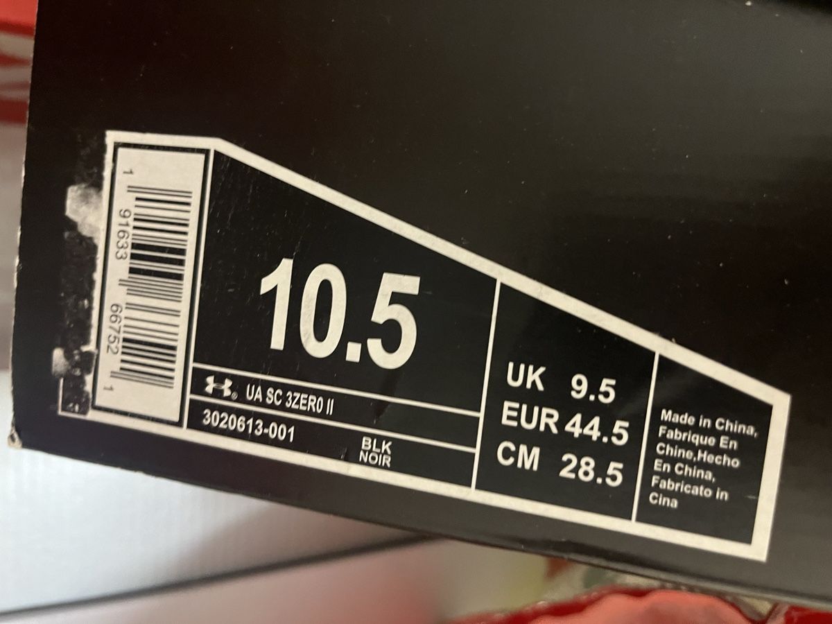 Under Armour Chaussures hommes: Under Armour Schuhe SC 3Zero II Gr. 44.5 – Neuf avec emballage d'origine à Zürich par Luca-g79 4