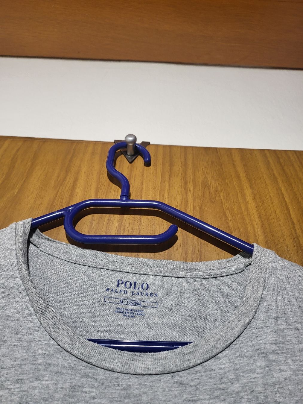 Ralph Lauren T-shirts: Polo Ralph Lauren gris, taille M – D'occasion à Niedergösgen par Eva2410 4