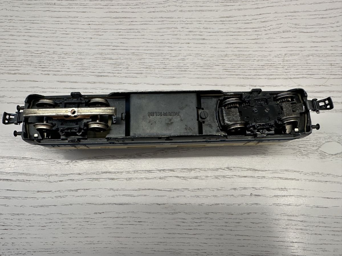 Märklin Modellini di ferrovie: Märklin 3081 DB BR 220 – Usato da Lupsingen venduto da New-Haven 5