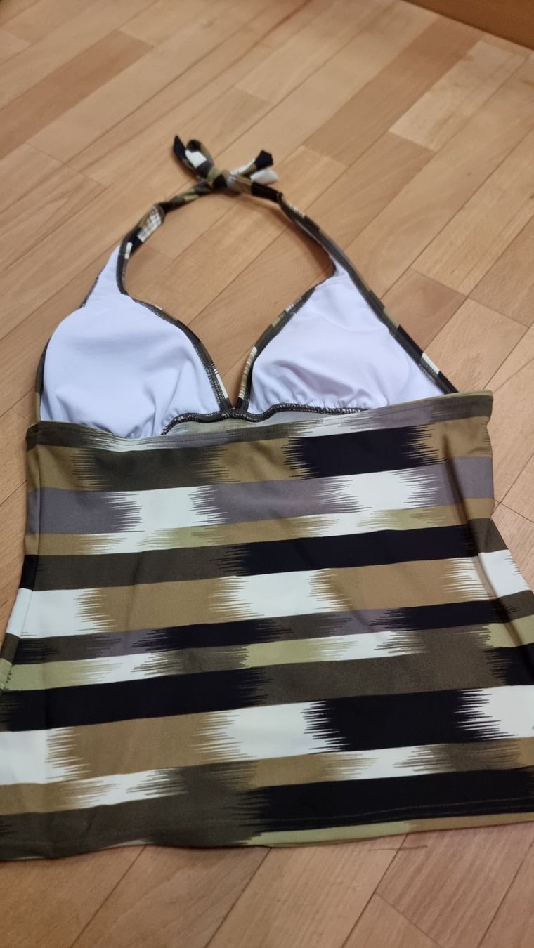 Costumi da bagno & Bikini: Tankini-Top , Bade-Top Gr. L – Usato da Wald ZH venduto da CapLux 5