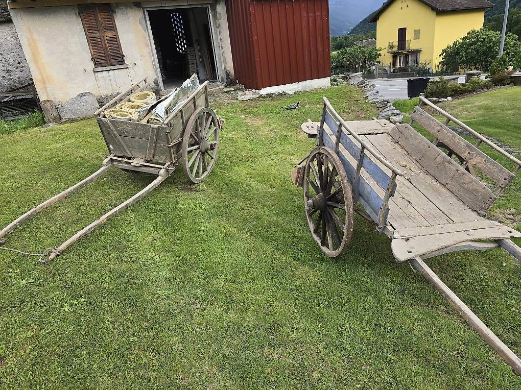 Tutte le decorazioni: Carretto agricolo – Usato da Lumino venduto da lam_5xnt 2