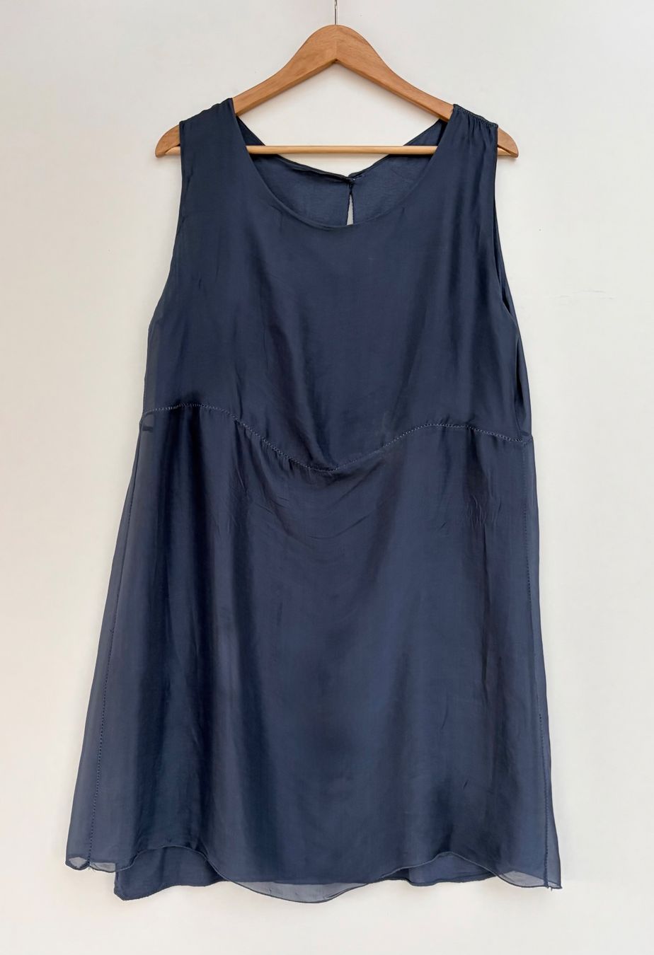 Kleider: Made in Italy Kleid mit Seide Gr.M – Gebraucht aus Unterägeri von Jutka_04