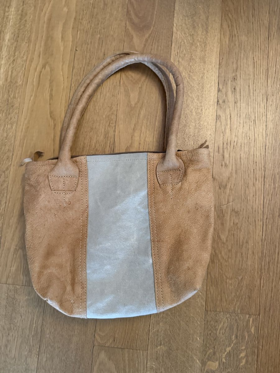 Borse da donna: Handtasche Leder – Usato da Niederlenz venduto da homovenator77 1