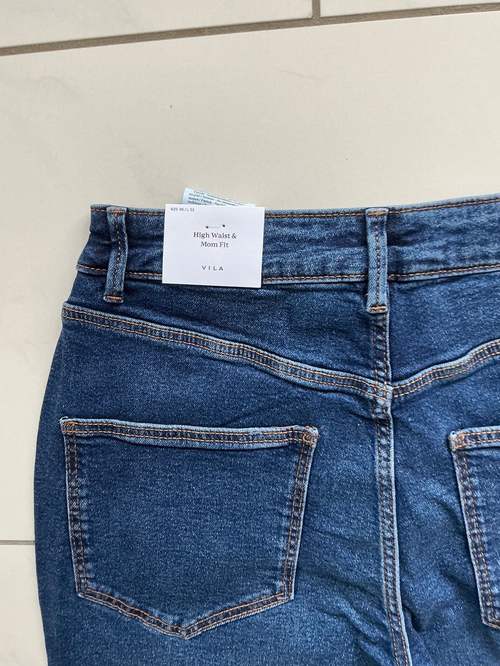 Jeans: Jeans Vila Gr.36/32 neu – Neu und originalverpackt aus Biel-Benken BL von Sahra1 3