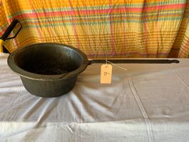 Alte Bratpfanne mit langem Griff, Durchmesser ca. 30cm