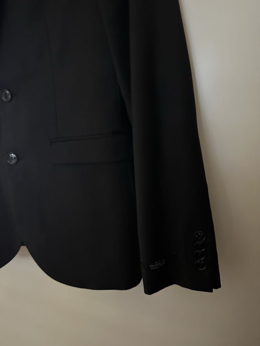 Costumes: Pier One Anzug Gr. 44 schwarz Tailoring – D'occasion à Reinach BL par Alles_muss_weg00 2