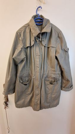 Biaggini Übergangsjacke, Khaki, Gr. 46 – Top Zustand!