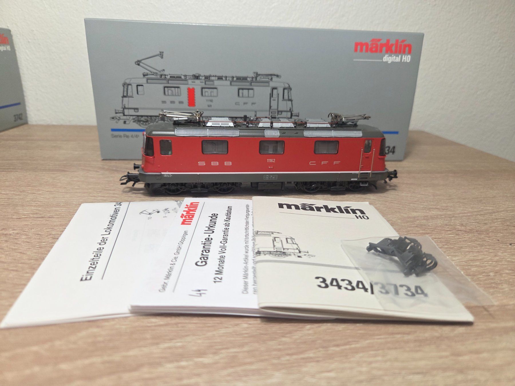 Märklin Modelleisenbahnen: Märklin 3734 E-Lok Re 4/4" SBB Digital H0 – Neu und originalverpackt aus St-Aubin-Sauges von Lo_Go 6