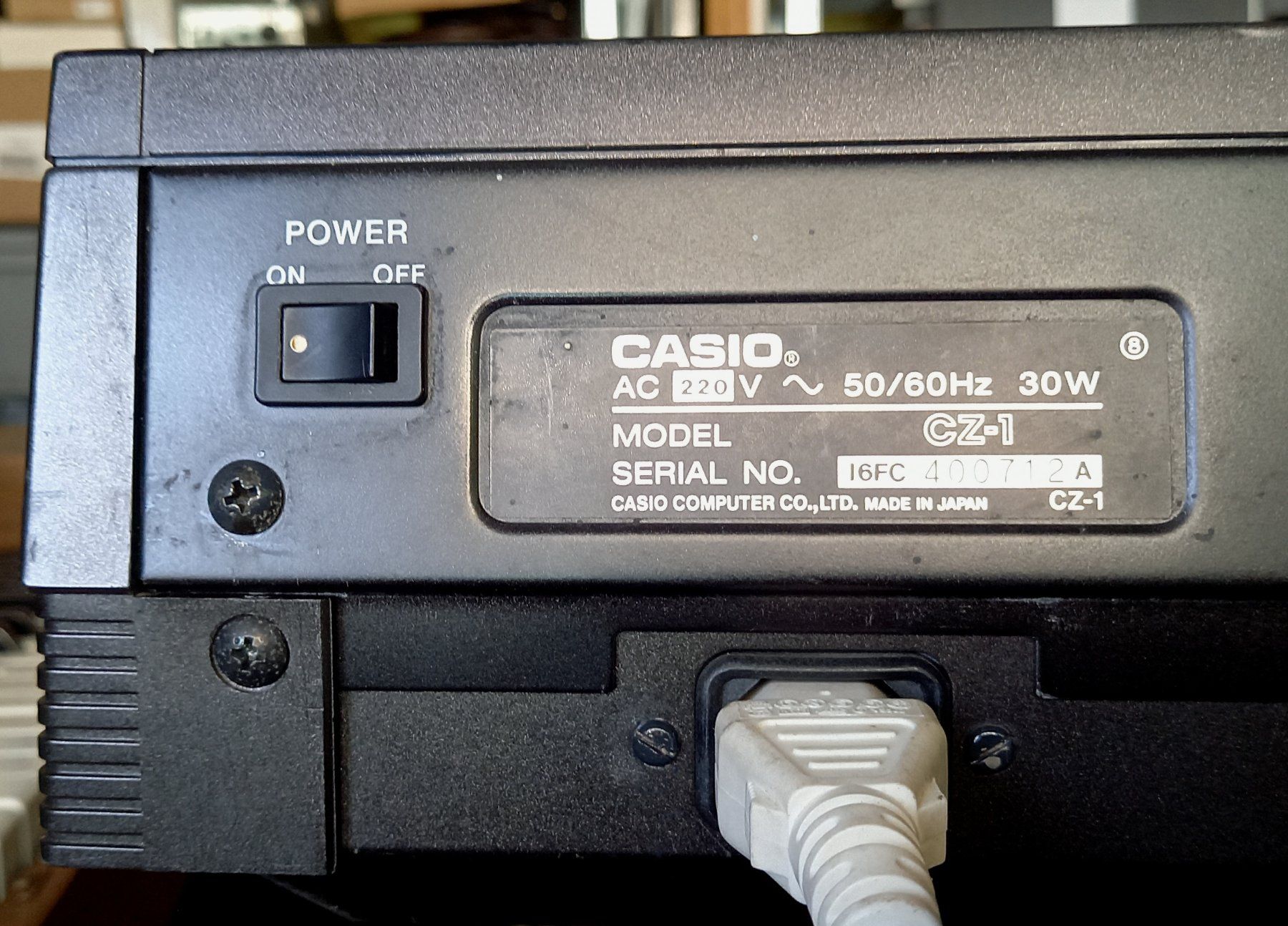 Casio Strumenti musicali: Casio CZ-1 Synthesizer + RAM Cartridge RA-6 – Usato da Luzern venduto da garlicia 8