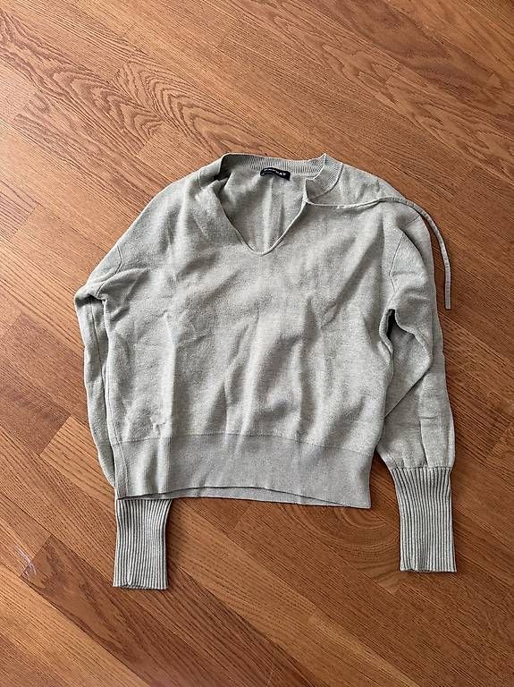 Maglioni & Felpe: Repeat Pulli – Usato da Arlesheim venduto da ann_tnc9