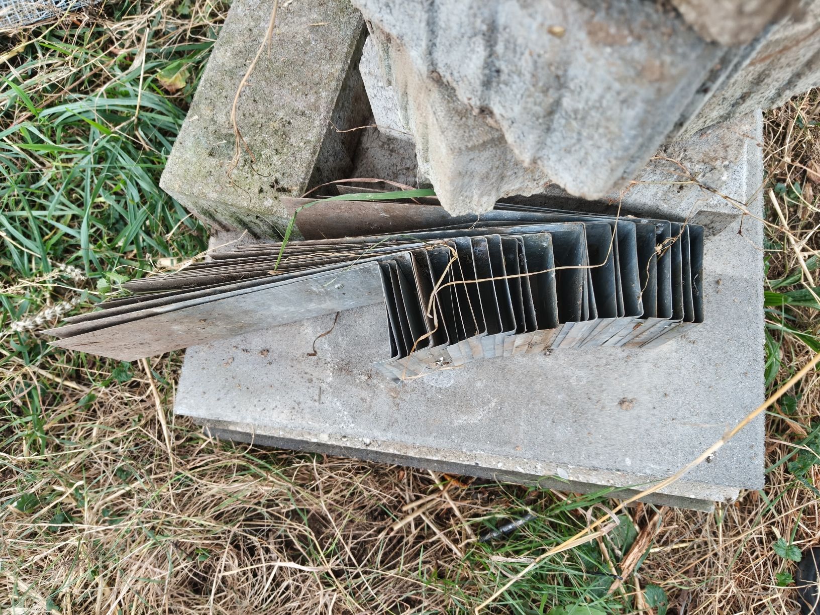 Recinzioni: Schneckenzaun/ Beeteinfassung  – Difettoso da Braunau venduto da Borntofly7 4