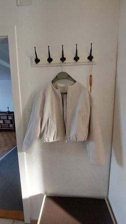 Zara Jacke