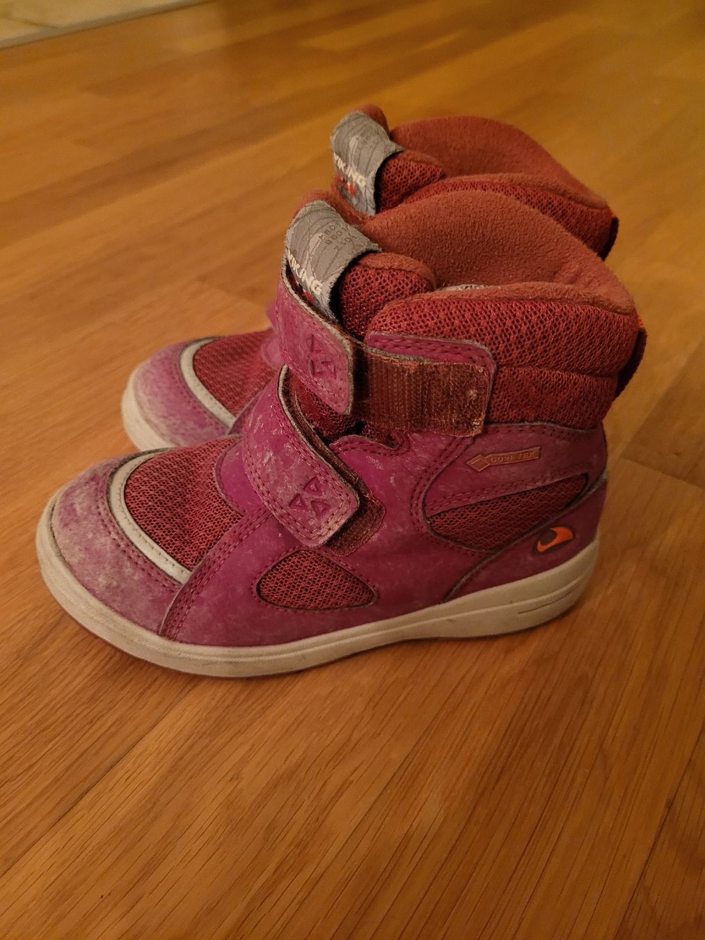 Scarpe per ragazzi: Winterschuhe Grösse 27 – Usato da Frick venduto da Spain_3