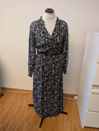 Maison 123 Long Sleeve Floral Dress Size S