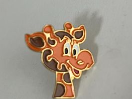 Süsser Giraffen Pin / Anstecker, neuwertig, goldfarben!