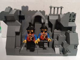 Original Lego Castle - 2 x Ritter Figuren - Dragon Knights