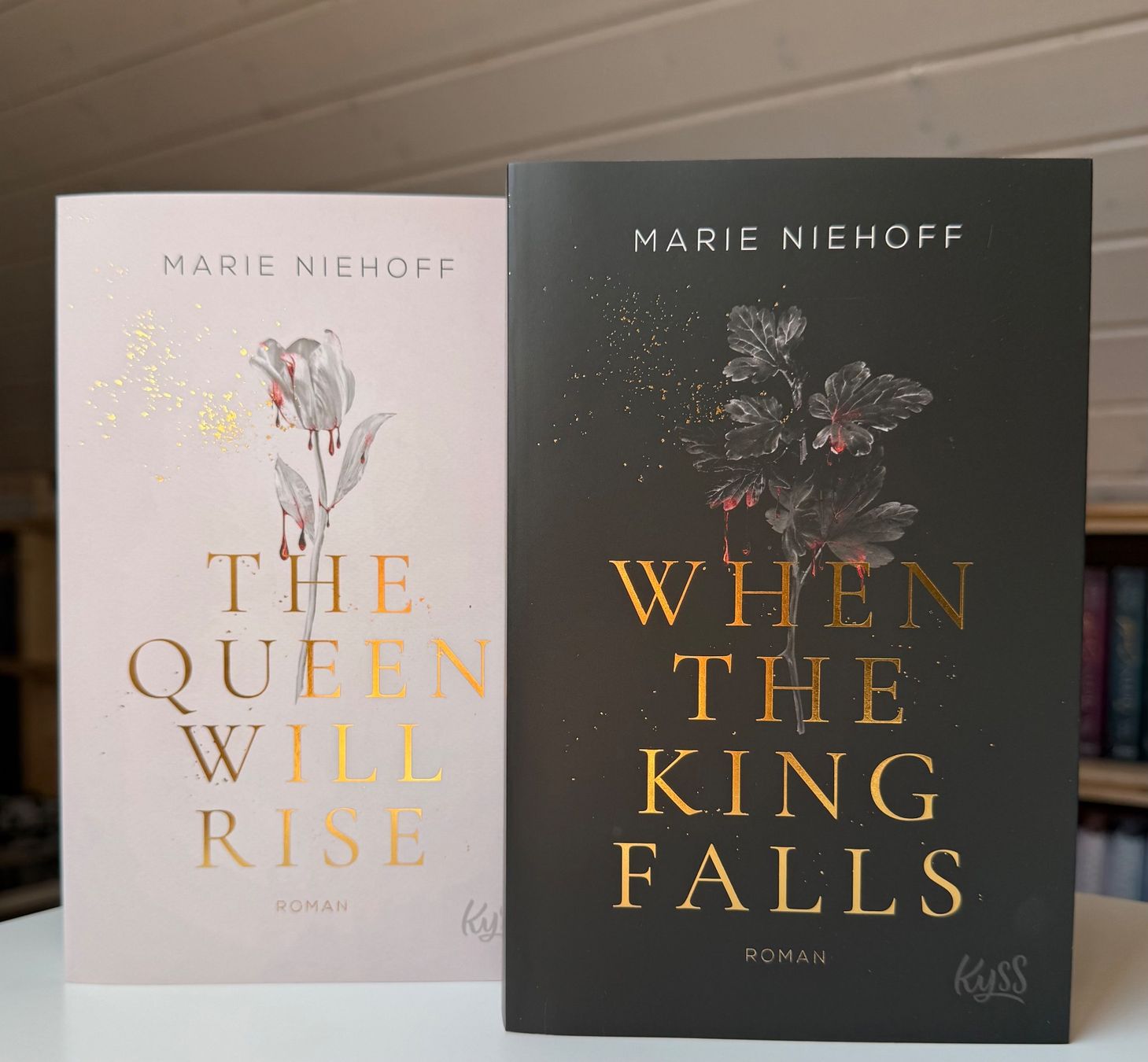 Bücher: Marie Niehoff - "When the King Falls" Set – Neu (gemäss Beschreibung) aus Eichberg von Lolapop18