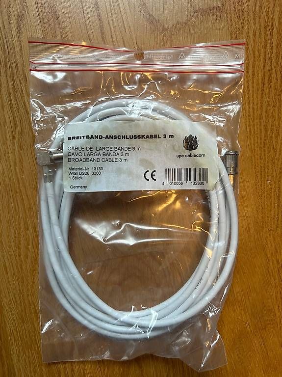 Câbles: Cablecom Modem Kabel 3m – D'occasion à Elgg par salamirecords