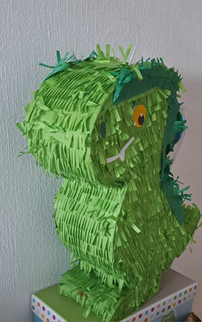 Tutte le decorazioni: NEW Piñata avec masque - Dinosaure – Nuovo e nell'imballaggio originale da Châtelaine venduto da BONNE_AFFAIRE 1