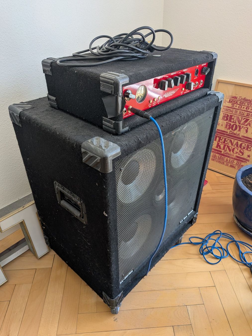 Ashdown Engineering Amplificatori: Bassamp (Hartke Box & Ashdown Top) – Usato da Zürich venduto da anbrae