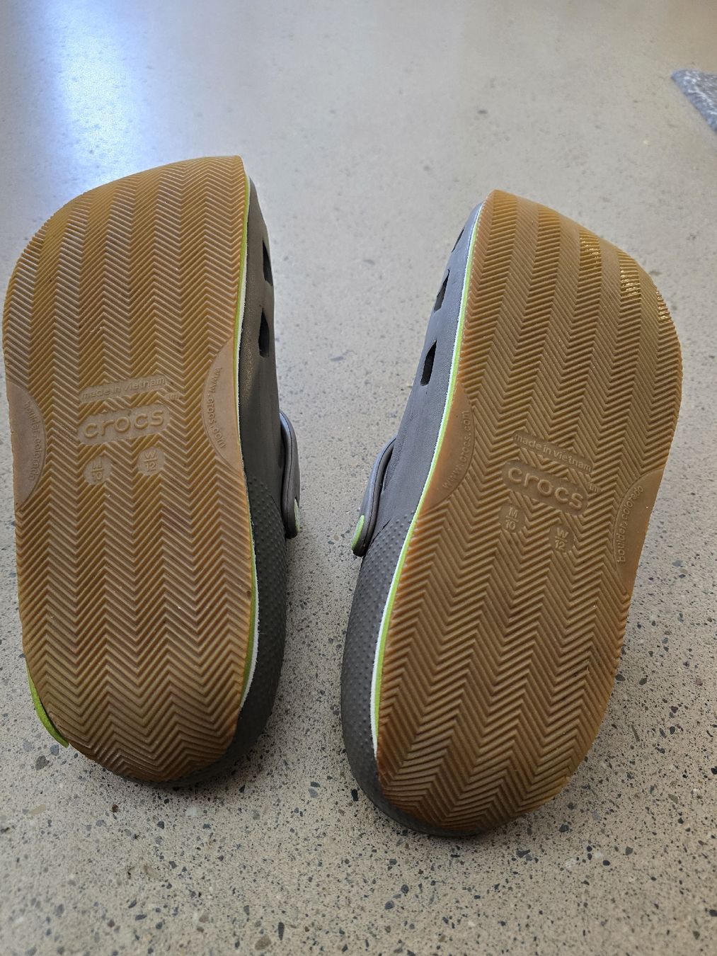 Crocs Scarpe da uomo: Crocs Crocband Runner 43-44 – Nuovo (secondo la descrizione) da Zürich venduto da reg_c25t 2