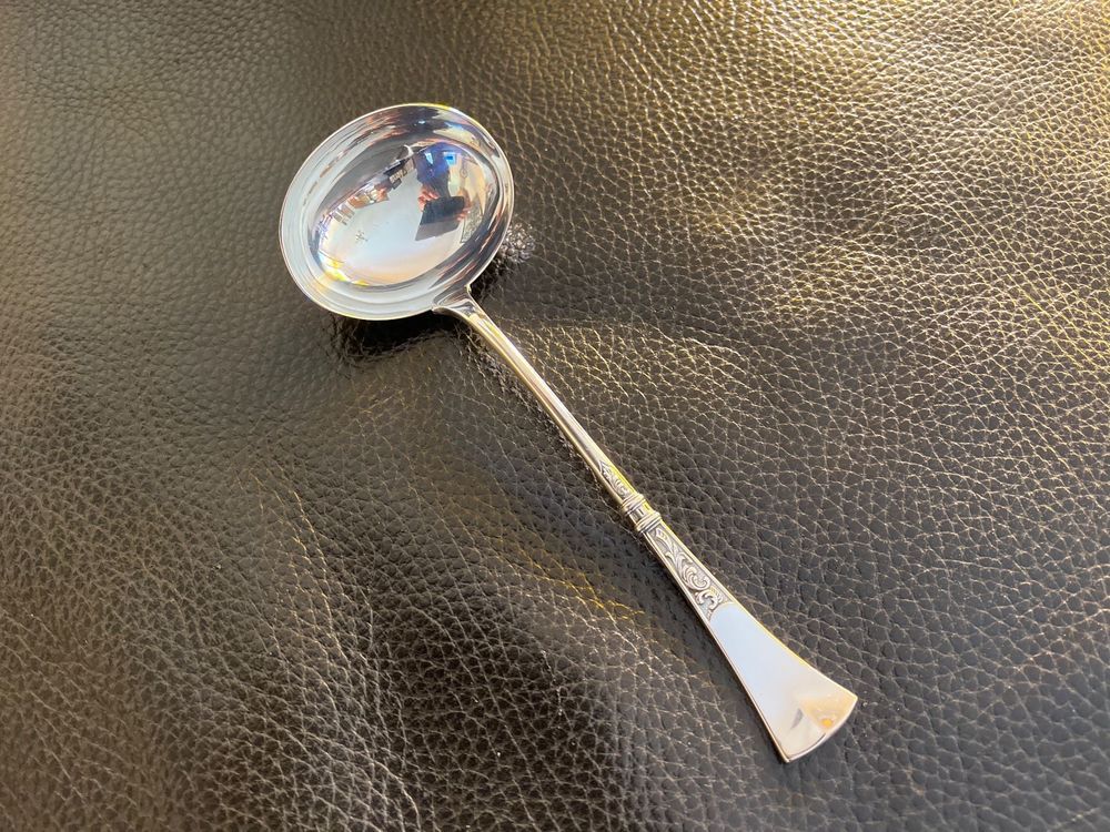 petite louche metal doré AG manche nacré