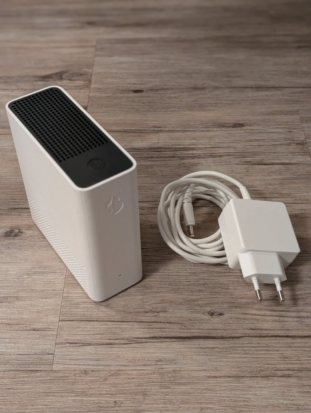 Swisscom WiFi: Swisscom WLAN-Box 2 inkl. Netzteil – Usato da Aarberg venduto da fosta