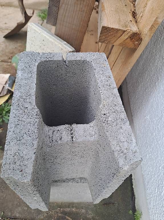 Tous les outils: Beton "Schacht" 2x – D'occasion à Liestal par daspi01